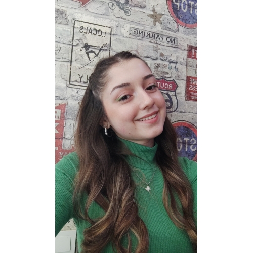 Fizyoterapist Buse Yıldız