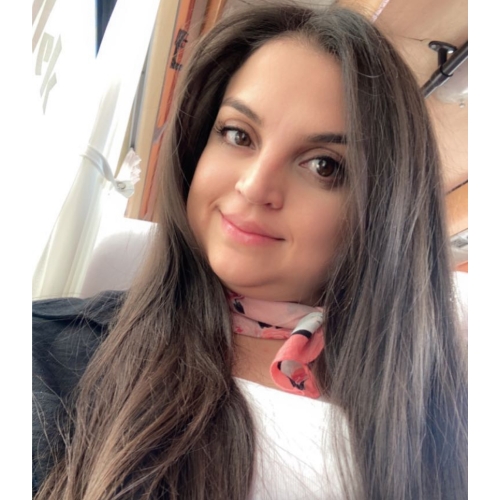 Fizyoterapist Esra yılmaz