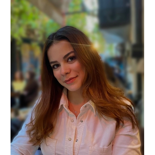 Fizyoterapist Aleyna Damla Kara
