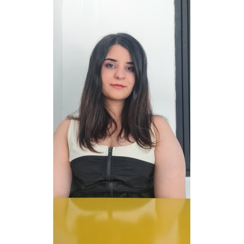 Fizyoterapist Öznur Özge Çakır